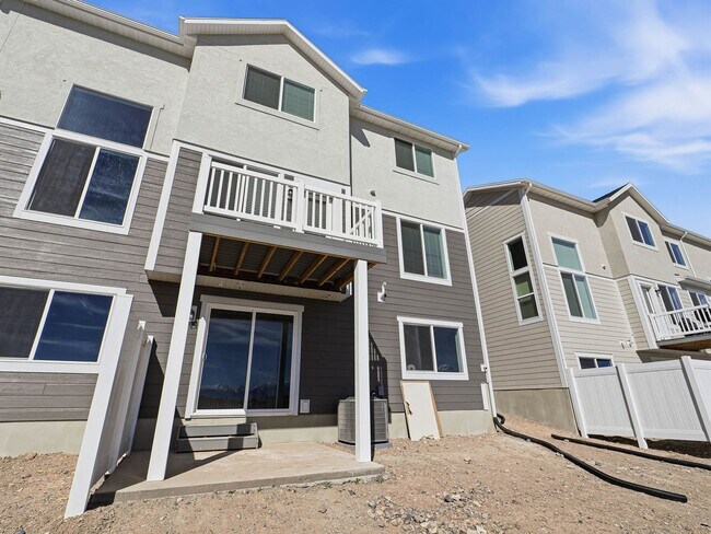 Building Photo - RES_VANDERWATT_866