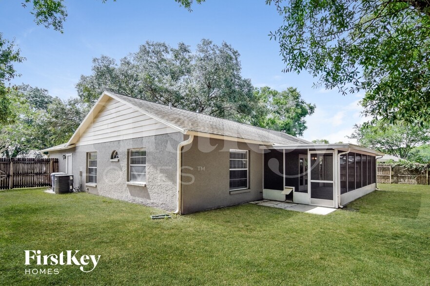 Building Photo - 3818 Forest Park Pl