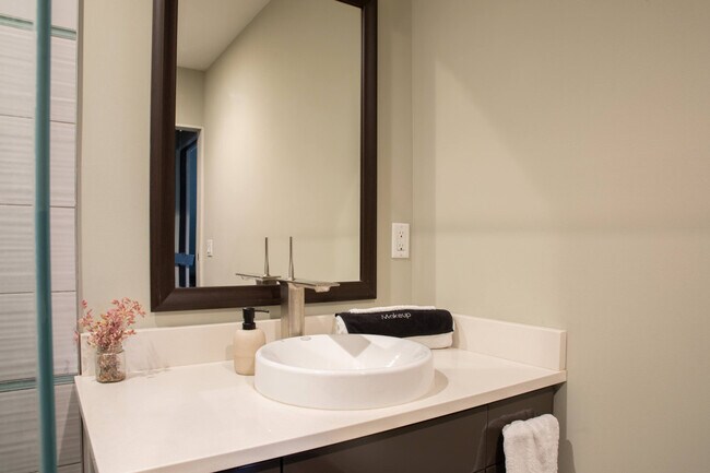 Building Photo - 225 E Michigan St