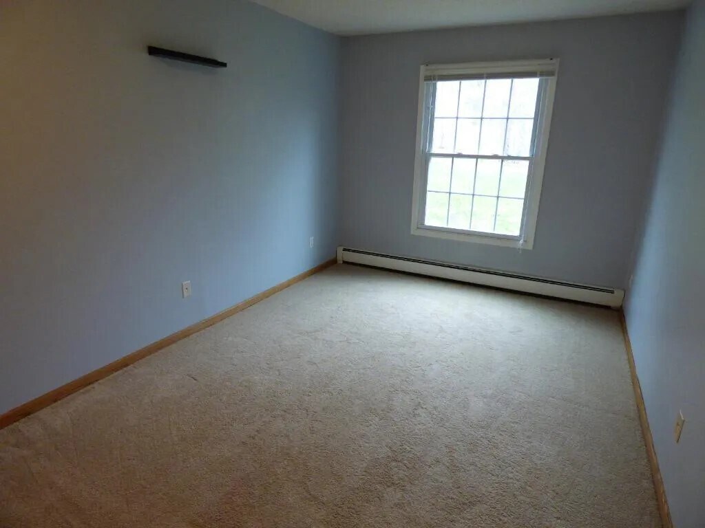 Bedroom 1 - 4536 Cedar Lake Rd S