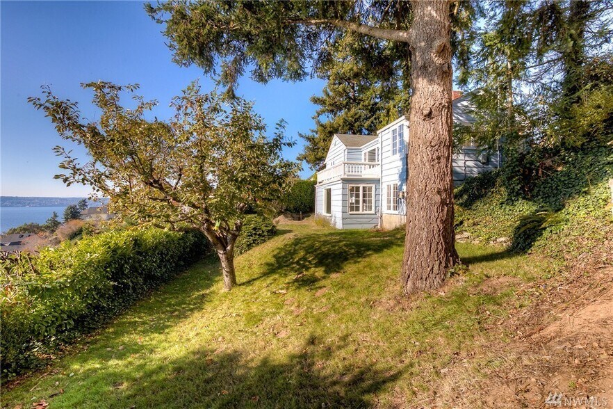 Backyard - 2739 SW 170th St