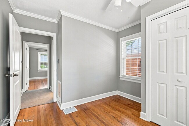 Building Photo - 3518 Hycliffe Ave