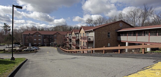 Building Photo - Illyrian Gardens