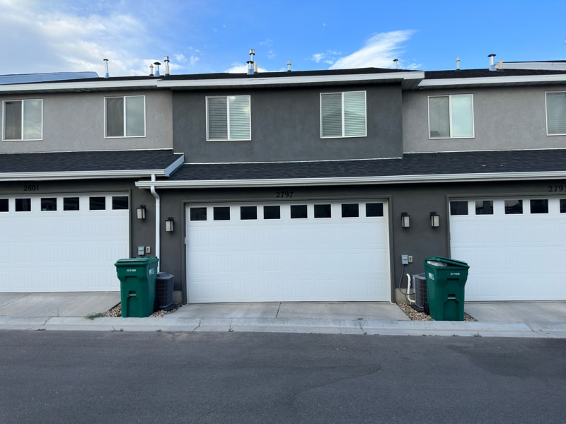 Building Photo - 2797 N Airmen Ave