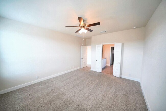 Building Photo - Stunning New Cibolo Home Now Available in Steel Creek - Realtor Commission: $500