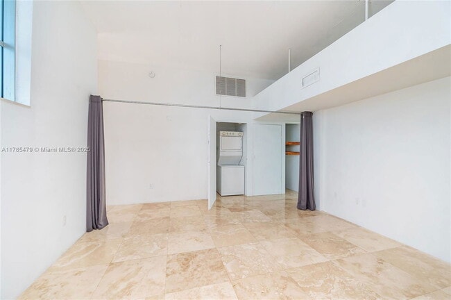 Building Photo - 7934 West Dr