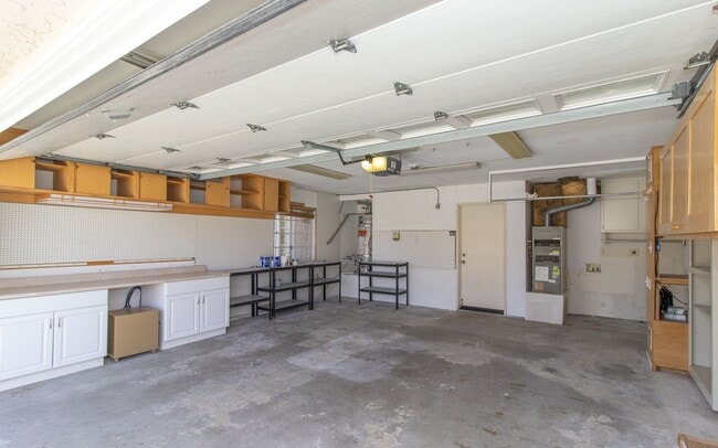 Building Photo - Amazing Beautiful Rancho Del Oro Home!!