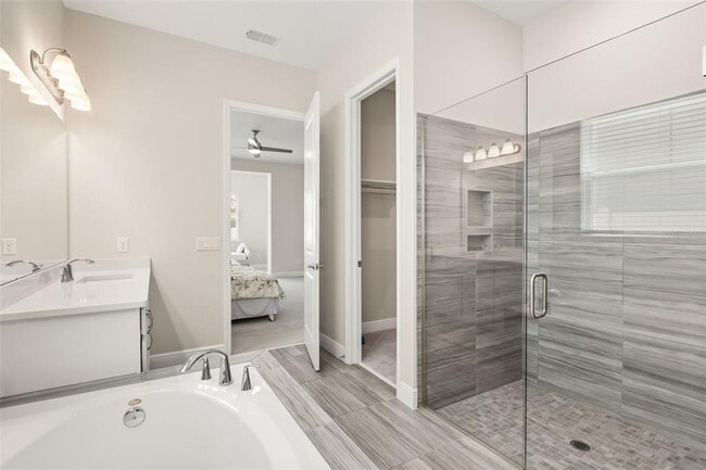 Building Photo - 8373 Ludington Cir