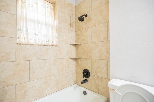 Building Photo - 3050 Orange St