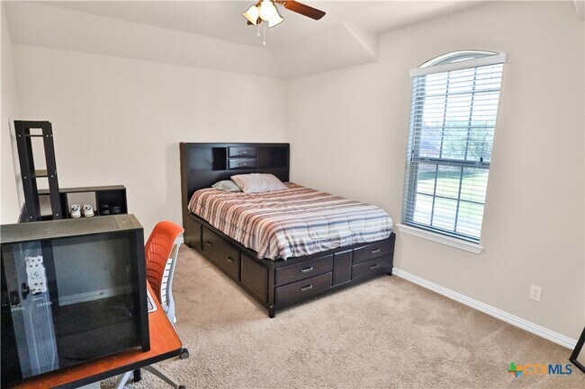 Building Photo - 15523 Birdstone Ln
