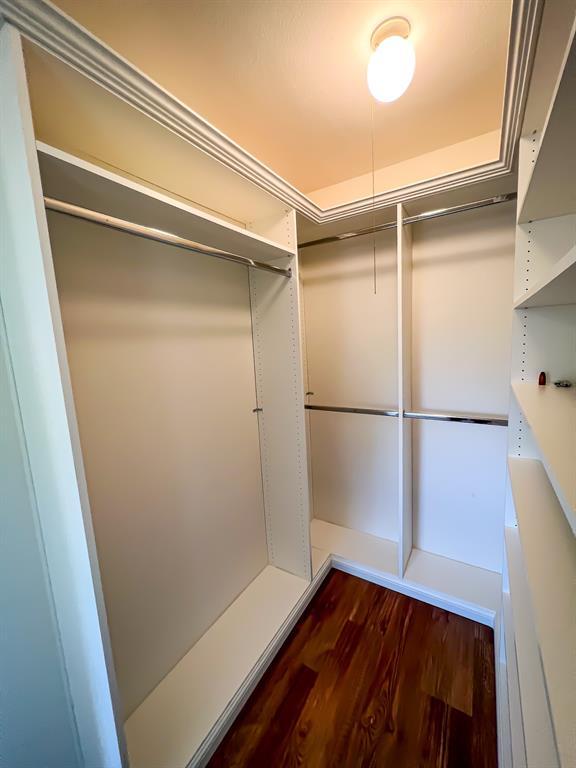 Building Photo - 8519 Shenandoah Dr