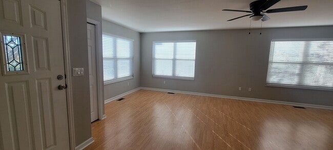 Building Photo - 2213 Twinflower W