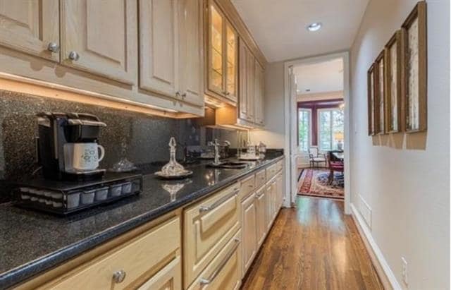 Building Photo - 7985 Caruth Ct