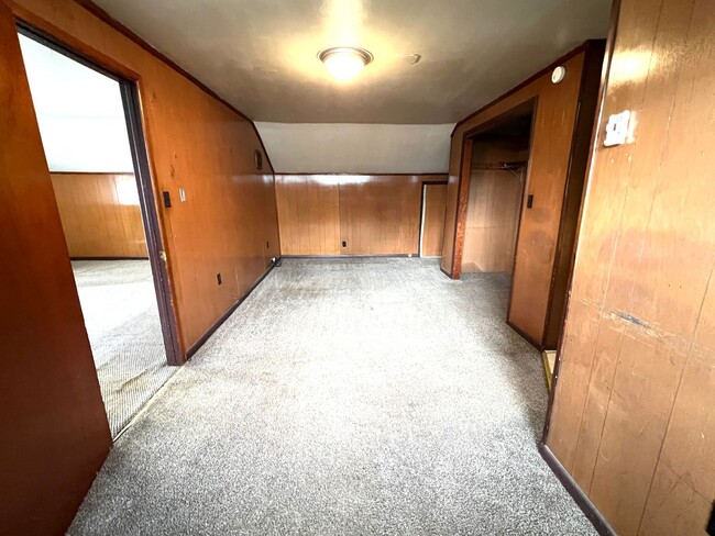 Building Photo - Water/Sewer & Lawn Maintenance Included!!