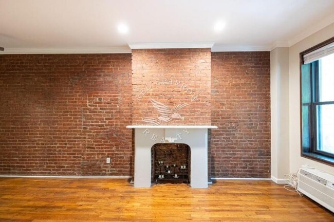Building Photo - 0 bedroom in NEW YORK NY 10128