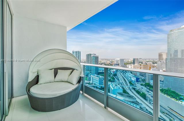 Building Photo - 200 Biscayne Boulevard Way