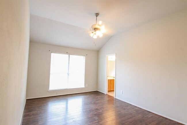 Building Photo - 21903 Silverfield Park Ln