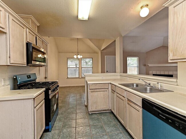 Building Photo - 14700 Menifee St