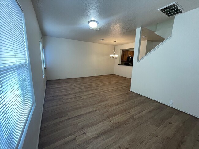 Building Photo - 3528 Glenmore Meadow Dr
