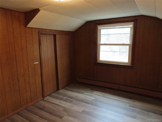 Building Photo - 3 Birch St