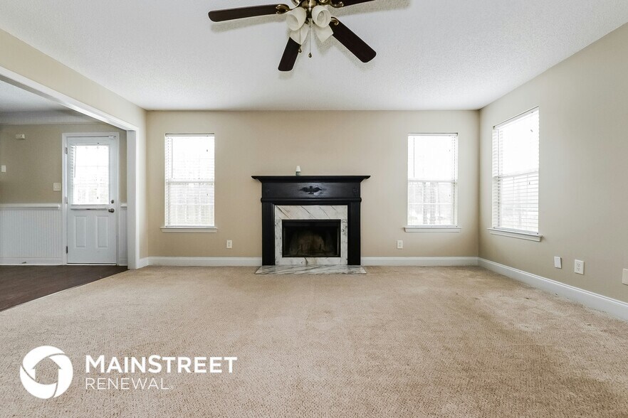 Building Photo - 301 Lyman Ct