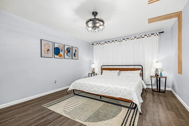 Building Photo - 13330 Trompilla Ln