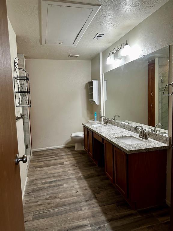Building Photo - 16704 Ivy Grove Dr