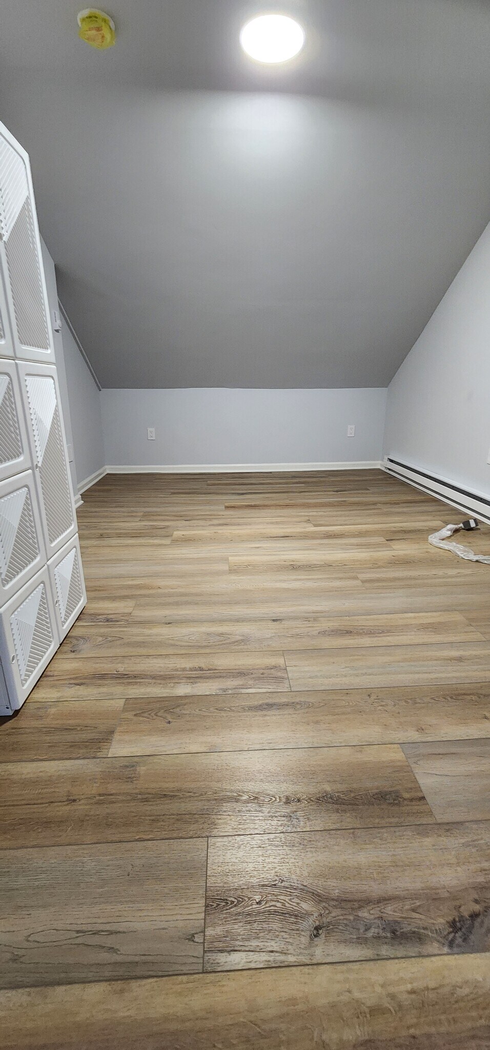 Building Photo - 241 Center Ave