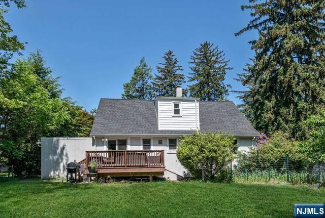 Building Photo - 35 Giles Rd