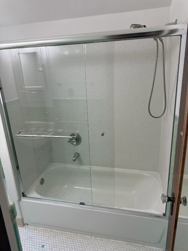 Building Photo - 1700 Le Roy Ave