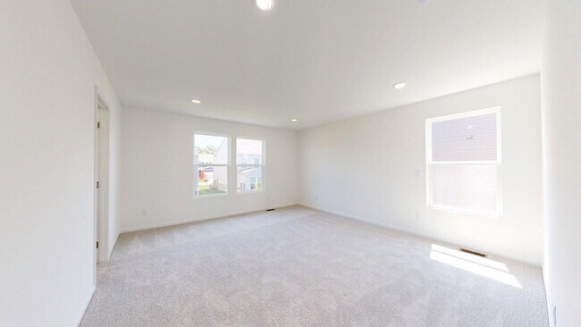 Building Photo - 826 Kuss Dr