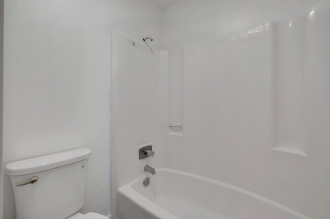 Building Photo - 2 bed/ 2 bath near Apalachee Pkwy!