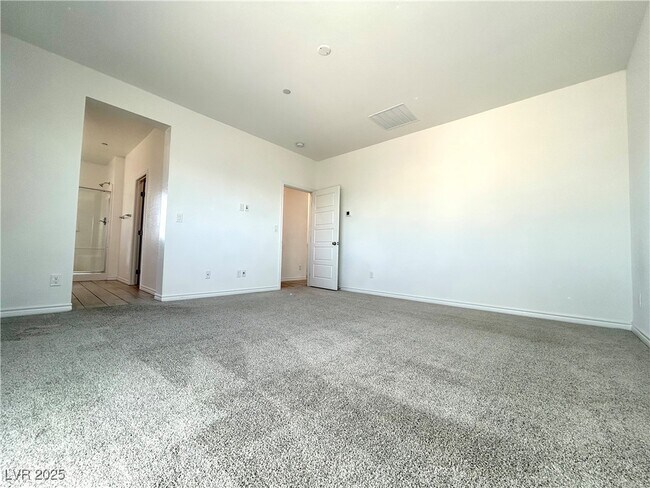 Building Photo - 839 Nova Heights St