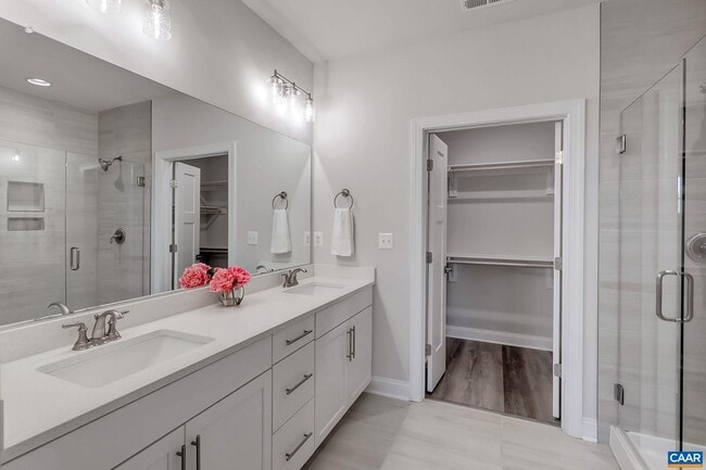 Building Photo - 108 Ridgeline Dr