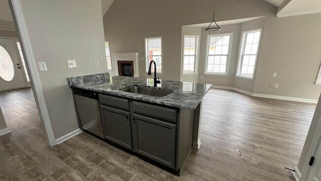 Building Photo - 92 Riva Ridge Ln