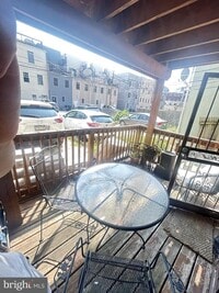 Building Photo - 1710 W Girard Ave