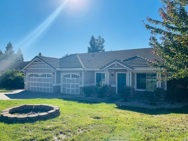 Building Photo - 5106 Camanche Way