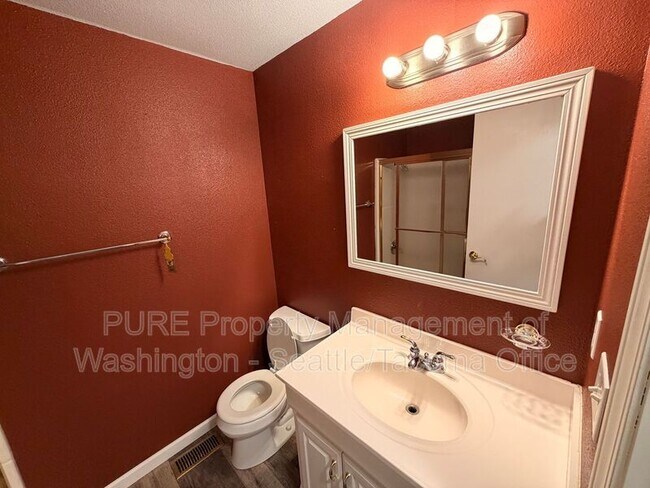 Building Photo - 18417 40th Ave E