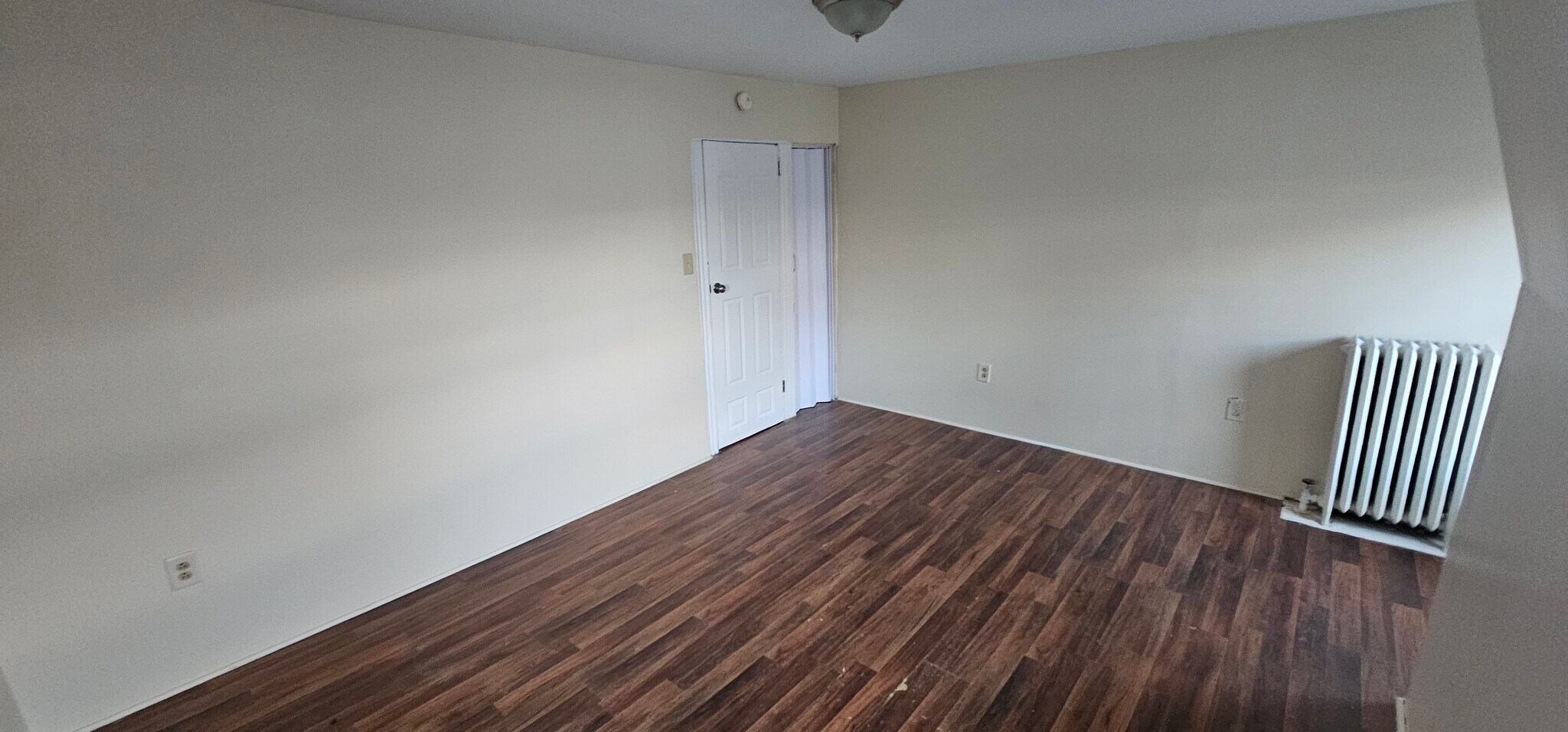 Building Photo - 132 W Douglass St