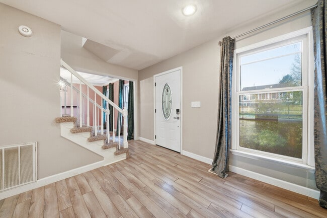 Building Photo - 1429 Birch Leaf Rd