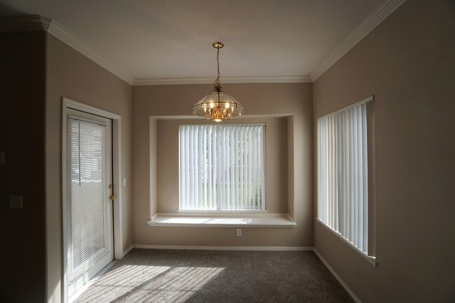 Building Photo - 3895 Strawberry Field Grove
