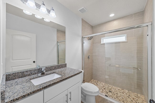 Building Photo - 531 Topeka Rd SW