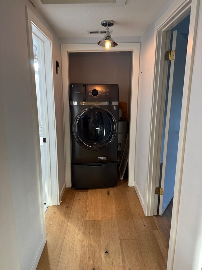 Building Photo - GARDNER'S DREAM