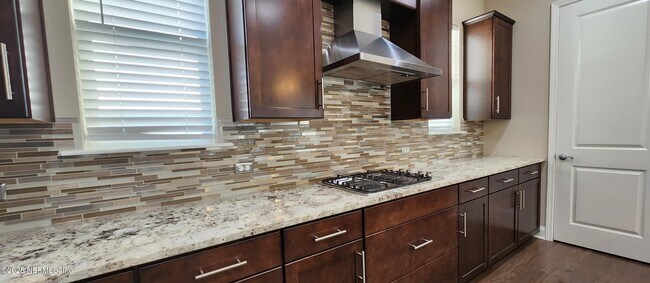 Building Photo - 2711 Tartus Dr