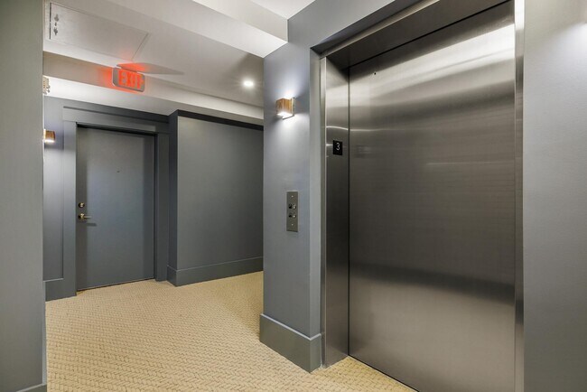 Building Photo - 50 Maplewood Ave