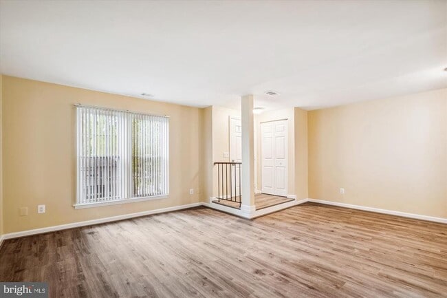 Building Photo - 2970 Schubert Dr