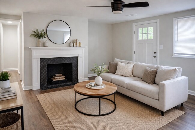 Building Photo - 2155 Goins Dr