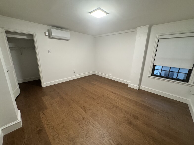 Building Photo - 1172 Massachusetts Ave