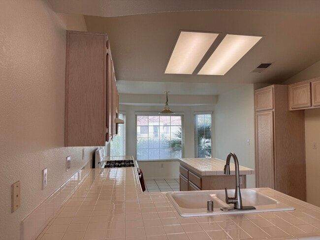 Building Photo - 44180 Camino Lavanda