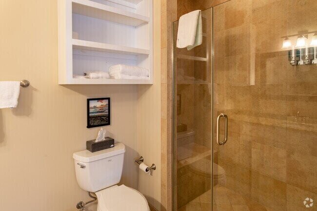 Building Photo - Leasing for FALL 2026! 3Bed/3Bath Townhouse walking distance to FSU! $850/room! FULLY FURNISHED!